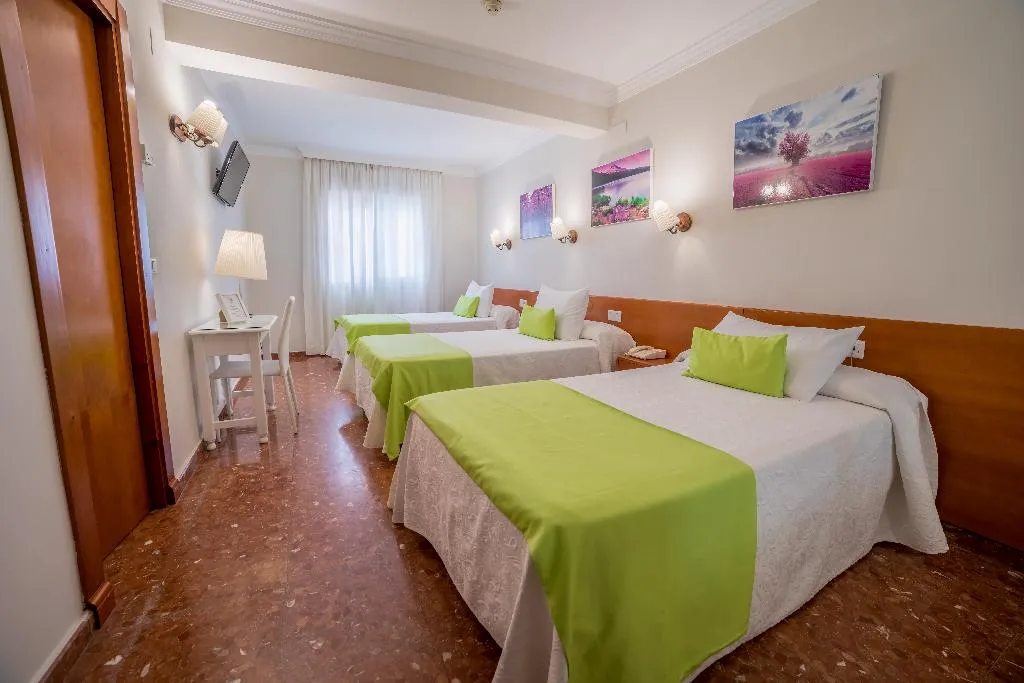 TRIPLE STANDARD Room, Hotel Romerito, Costa Del Sol
