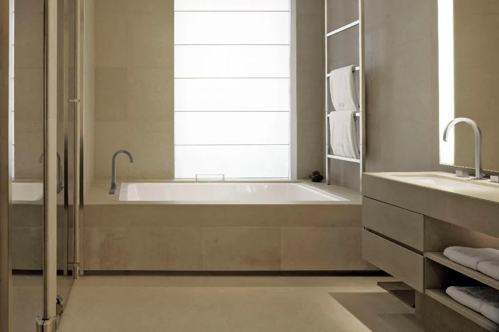 SUITE Presidential Room, Armani Hotel Milano, Milan