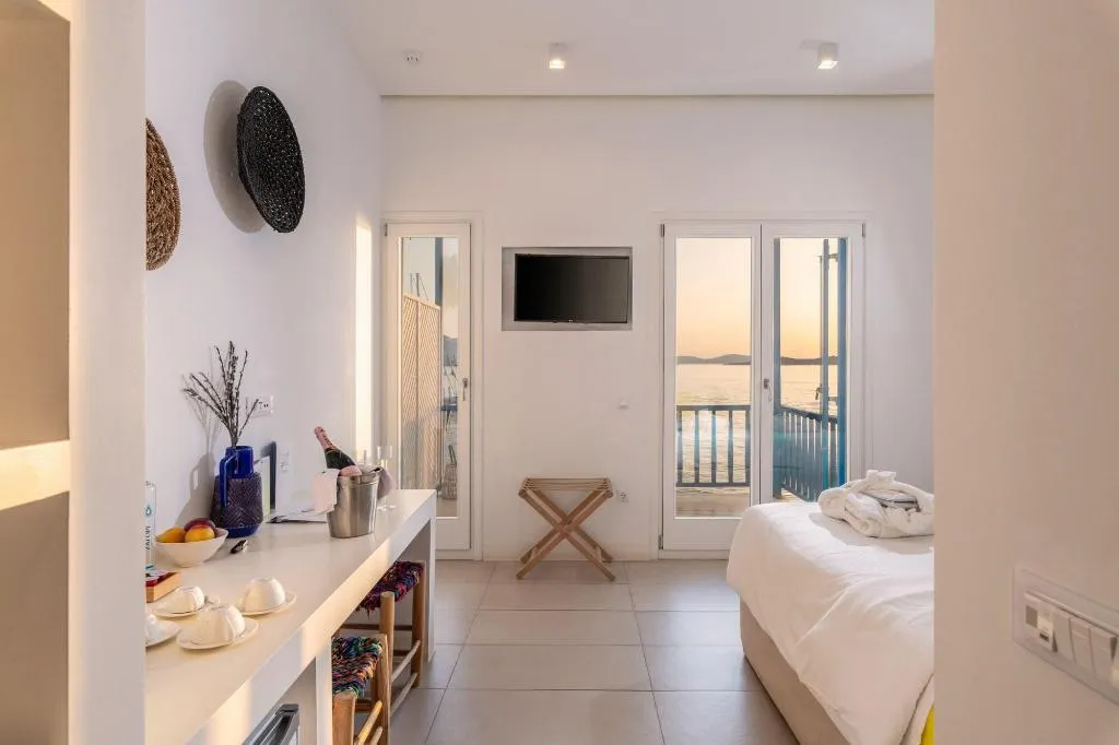Room, Bluetopia Suites, Mykonos