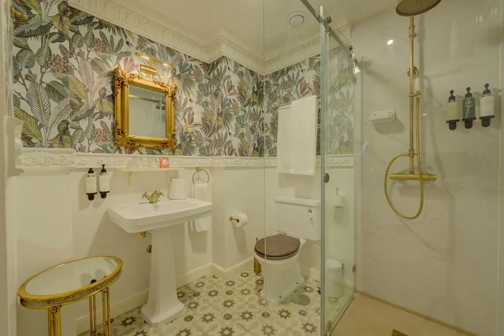 DOUBLE QUEEN SIZE BED Room, Palácio das Especiarias, Lisbon