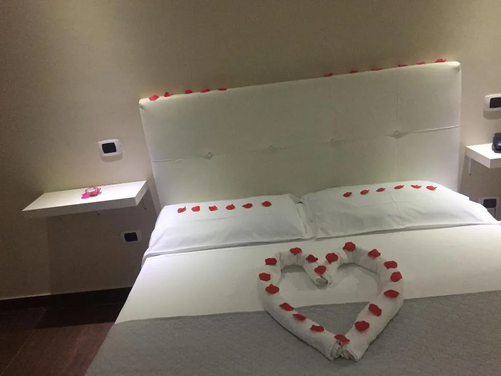 Room, Hotel Glem, Naples