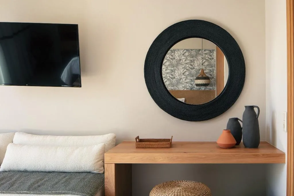 Room, Chapter 02 Gallery Suites, Crete