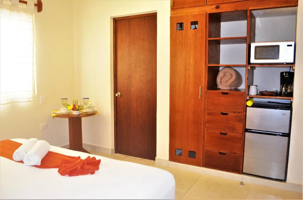 STUDIO STANDARD Room, Arrecifes Suites, Cancun Area