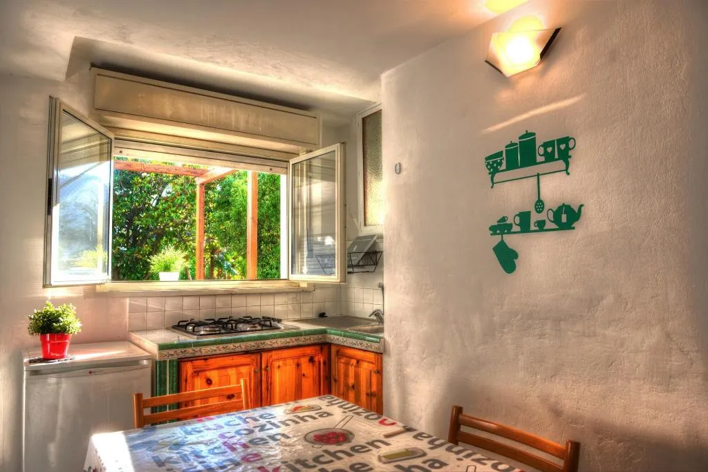 Room, Scilla e Cariddi Bed&Breakfast, Catania