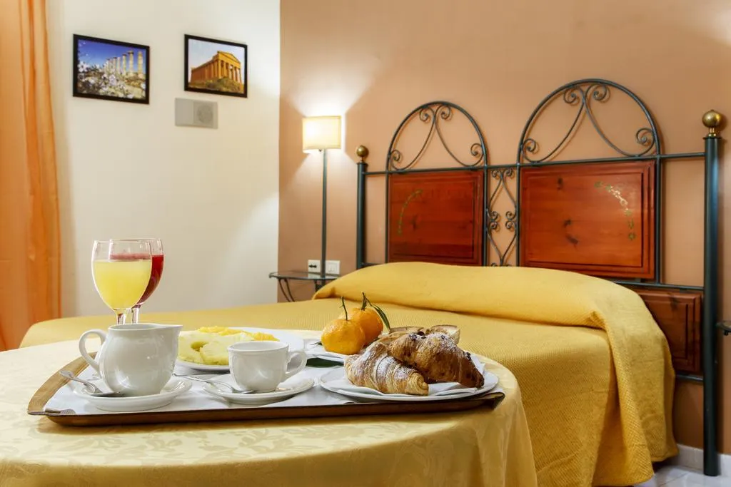 DOUBLE STANDARD Room, Grand Hotel Mosè, Catania