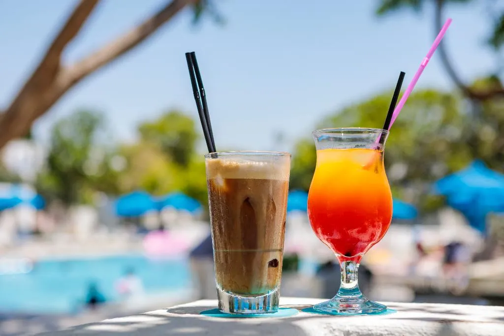 Bar, Aliathon Resort, Cyprus