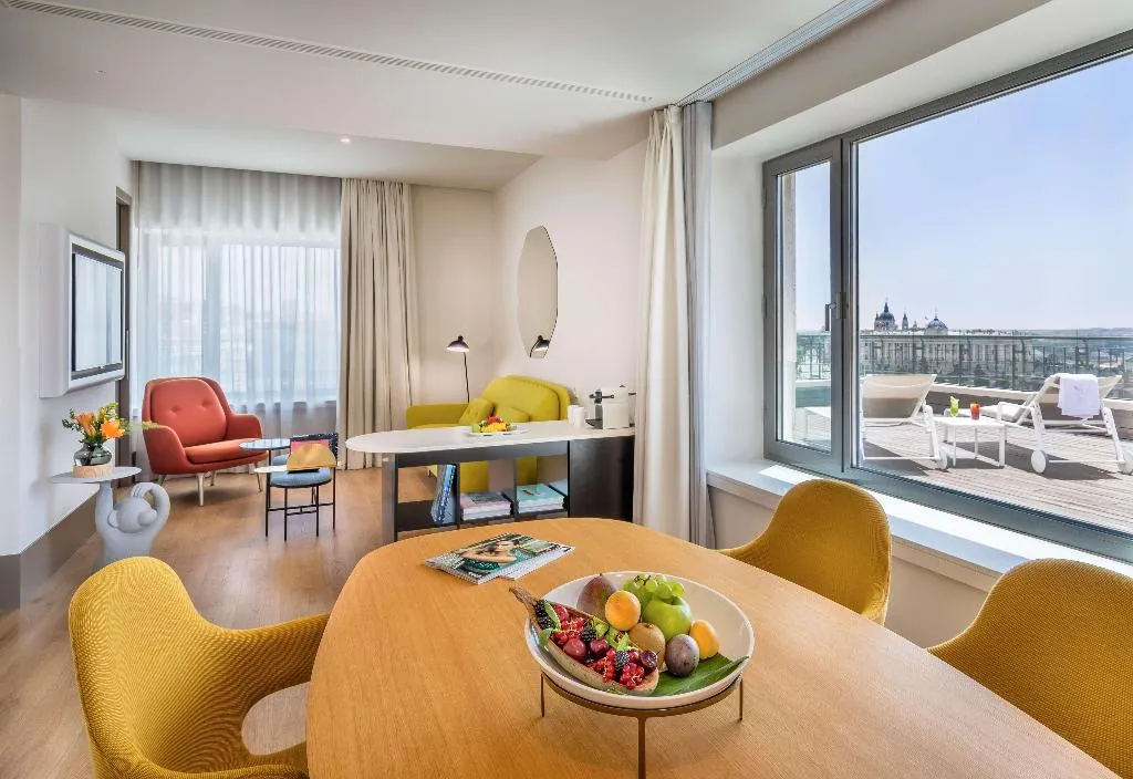 Room, Barceló Torre de Madrid, Madrid
