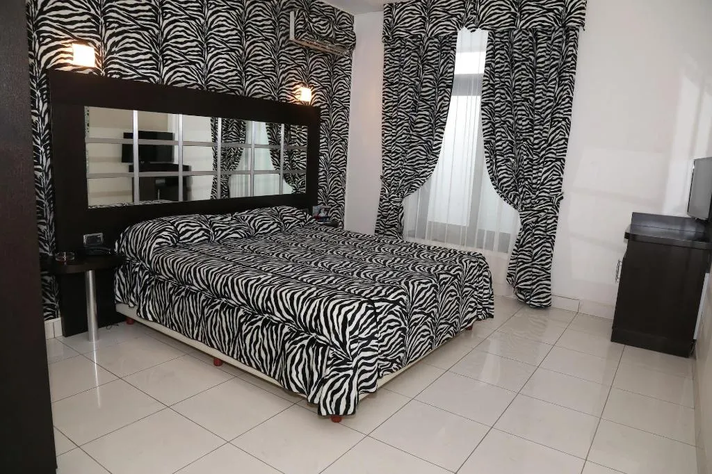 Room, Hotel Marcantonio, Naples