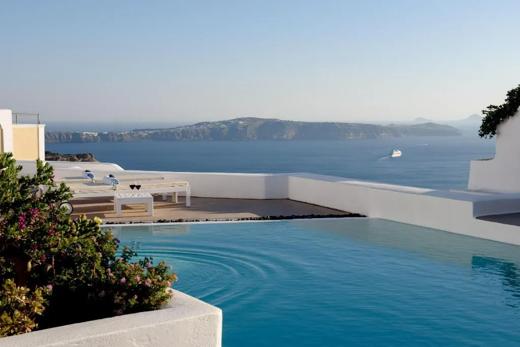 Pool, Aria Suites, Santorini