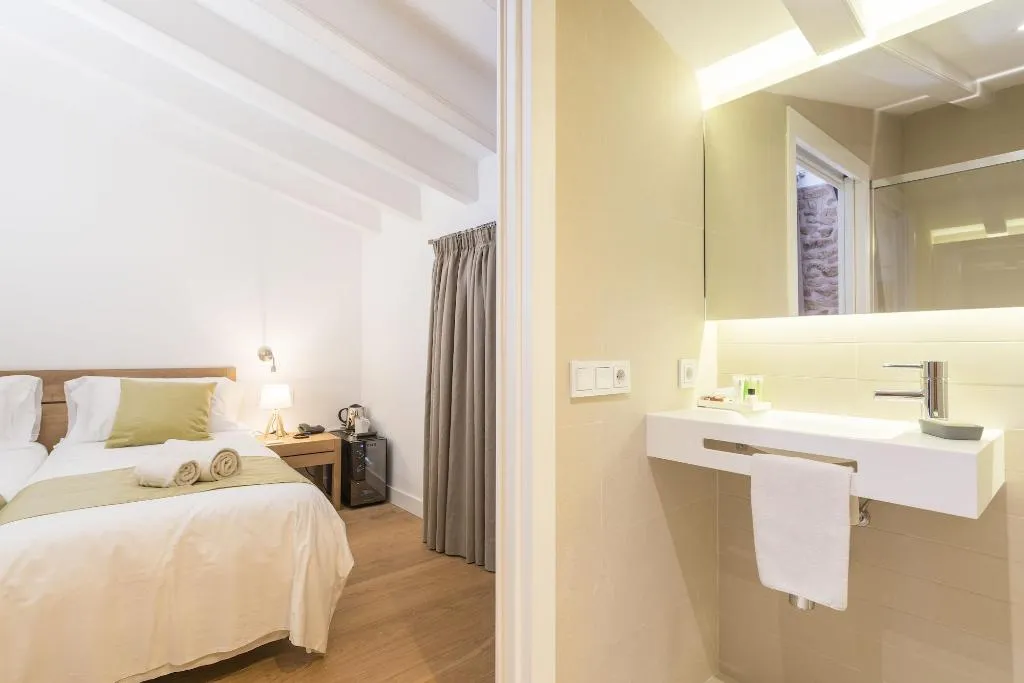 Room, Hotel Can Mostatxins, Majorca