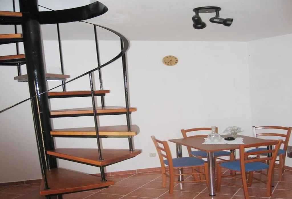 APARTMENT CAPACITY 2 ONE BEDROOM Room, Apartmani Seljacka Kuca, Split