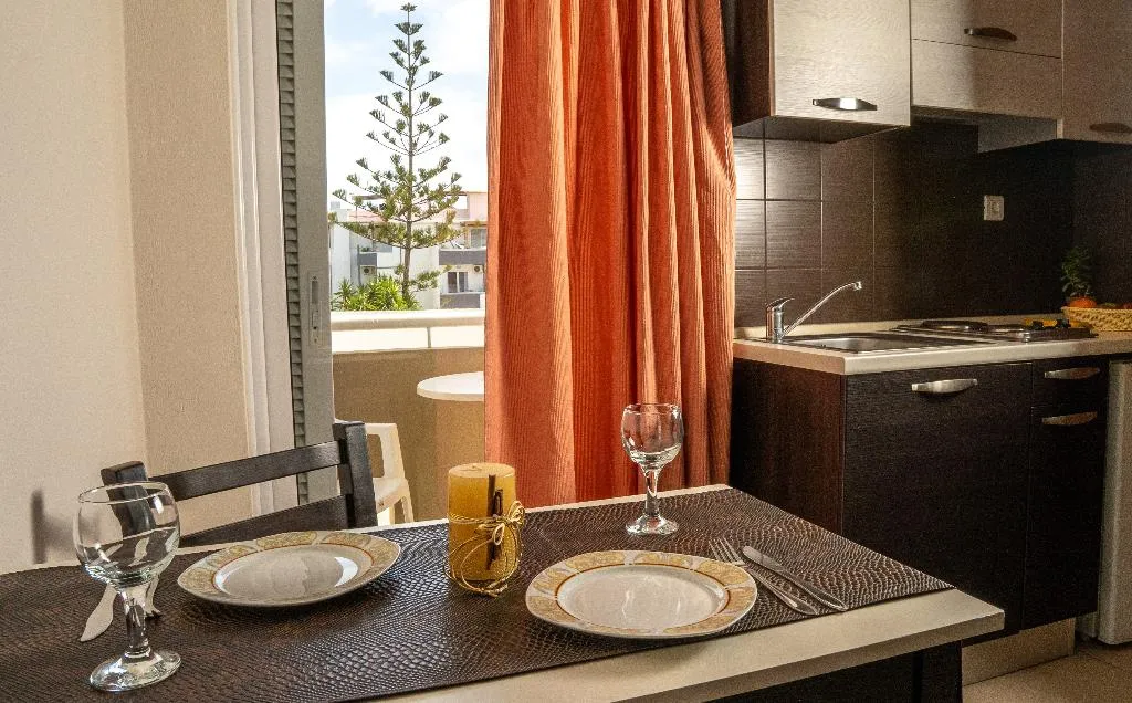 STUDIO CAPACITY 3 Room, Stella Paradise by Checkin, Crete