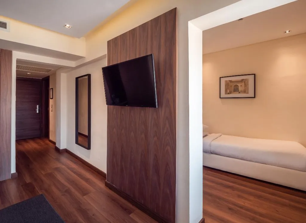 TRIPLE DELUXE Room, The President Hotel Cairo, Cairo