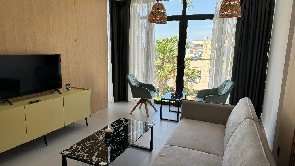QUADRUPLE DELUXE KING BED Room, Mono Alex Kalithea, Halkidiki