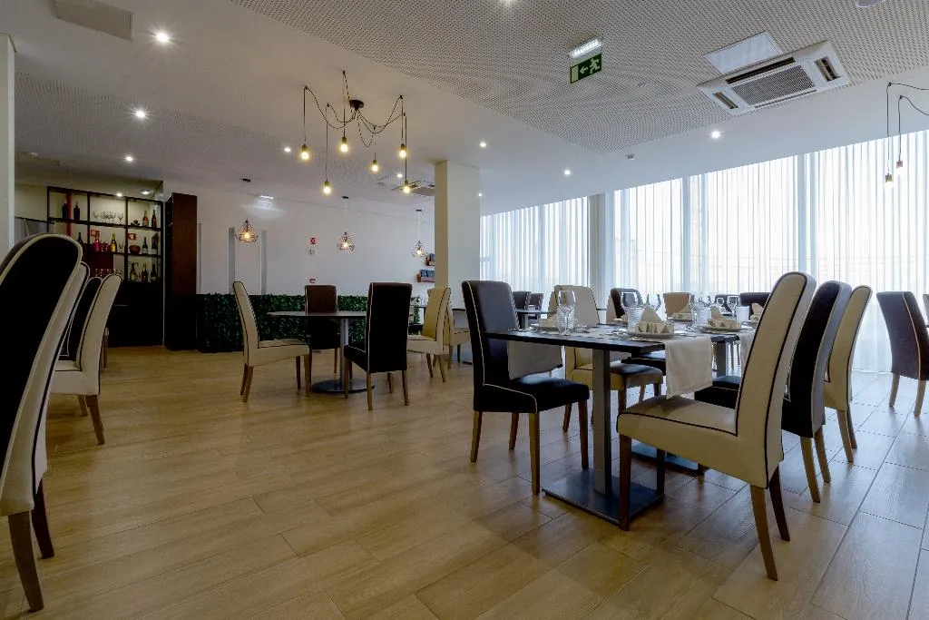 Restaurant, In Gold Hotel & Spa, Porto