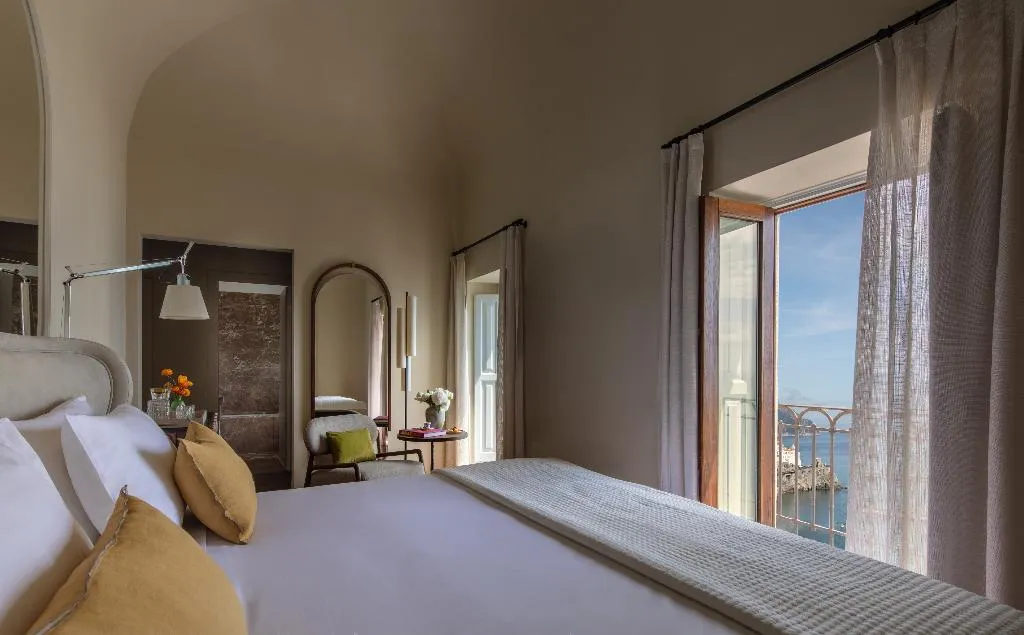 DOUBLE PREMIUM Room, Anantara Convento di Amalfi Grand Hotel, Naples