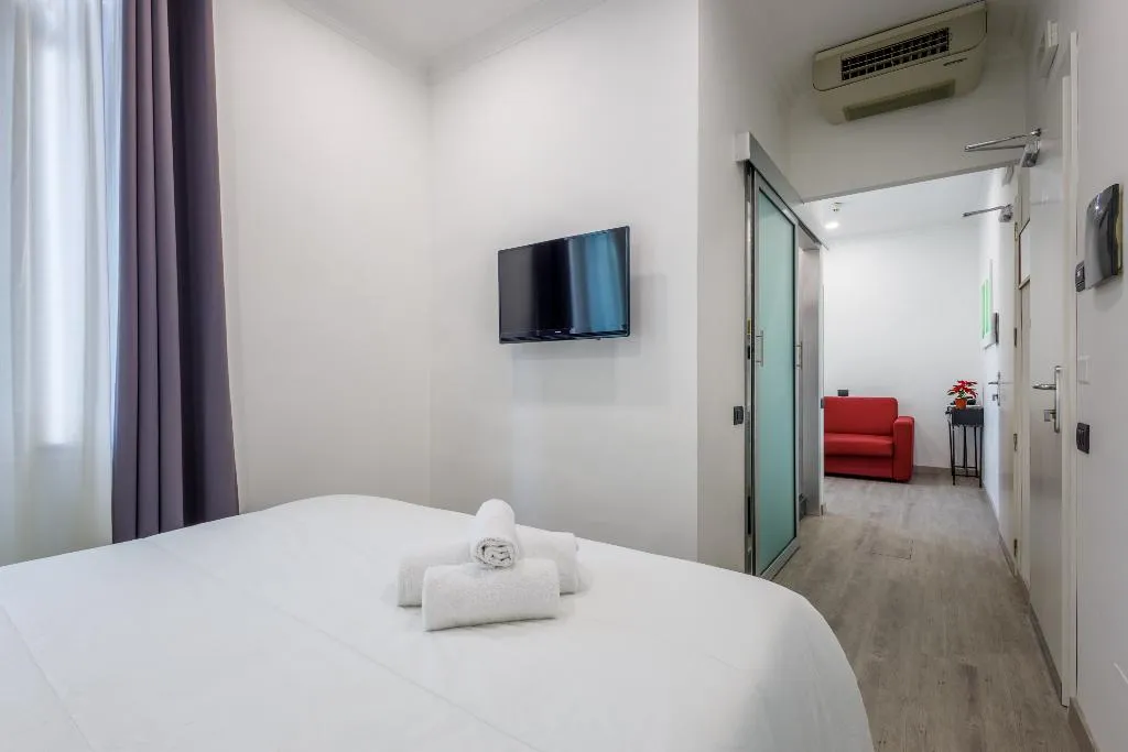 TRIPLE CLASSIC Room, Crossroad Hotel, Rome