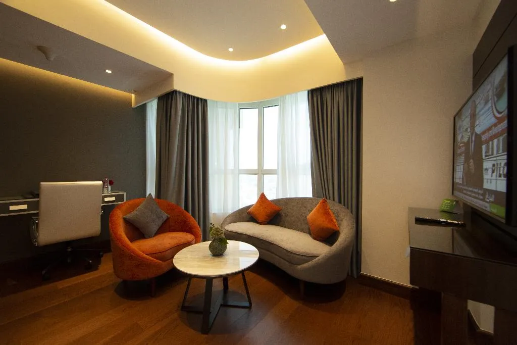 SINGLE DELUXE Room, Number One Tower Suites, Dubai