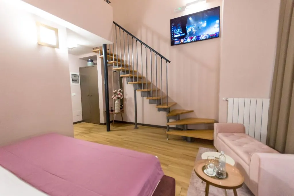 JUNIOR SUITE WITH VIEWS Room, Intomilan Aparthotel Galleria Duomo, Milan