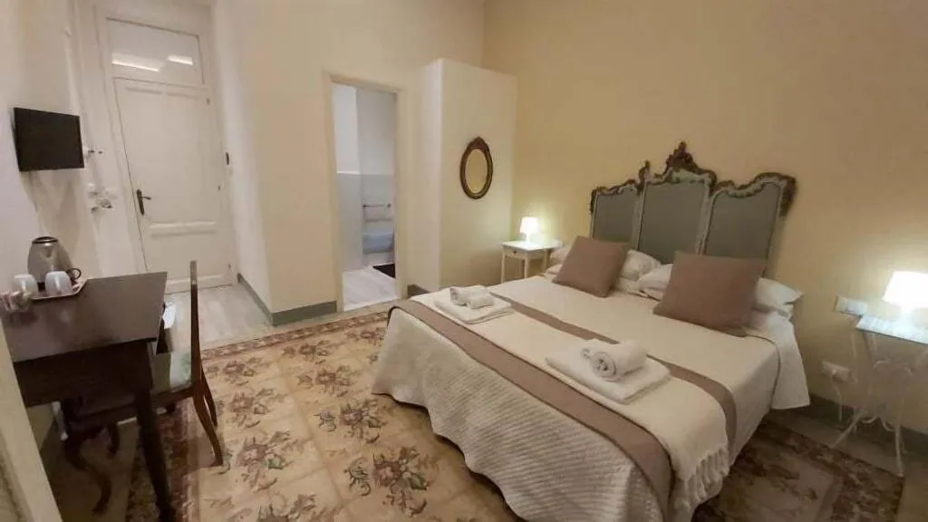 Room, B&B Trapani Granveliero, Palermo