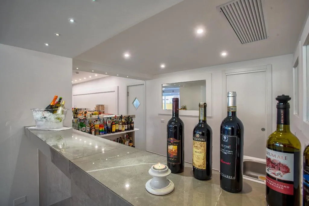 Bar, Hotel Isabella Sorrento, Naples
