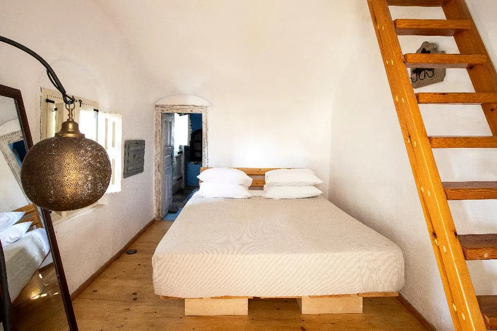 VILLA FOUR BEDROOMS Room, Ducato Wine Village, Santorini