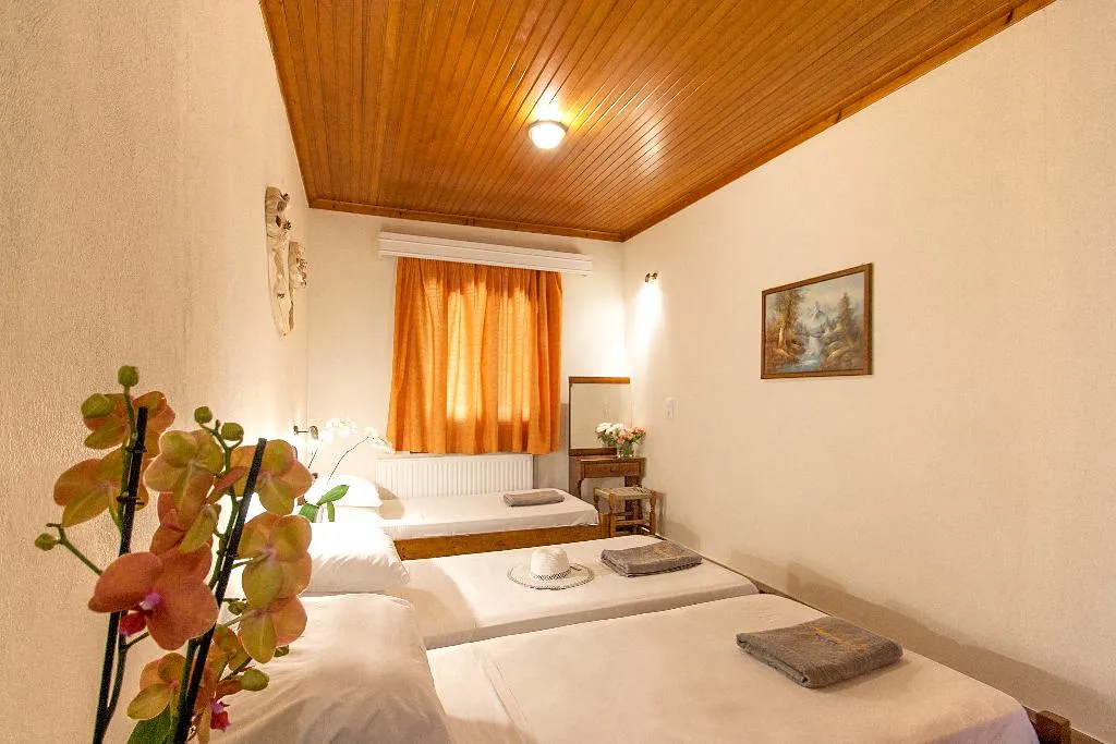 VILLA TWO BEDROOMS Room, Koukias Village, Skiathos