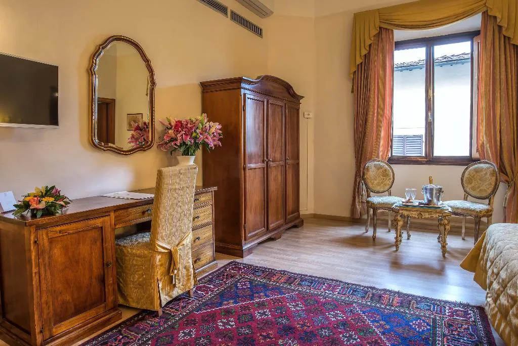 DOUBLE DELUXE Room, Paris, Florence
