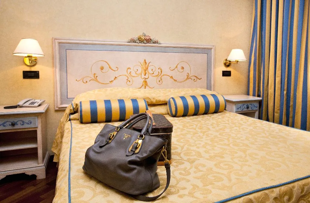 Double or Twin ECONOMY Room, Punta Campanella Resort & Spa, Naples