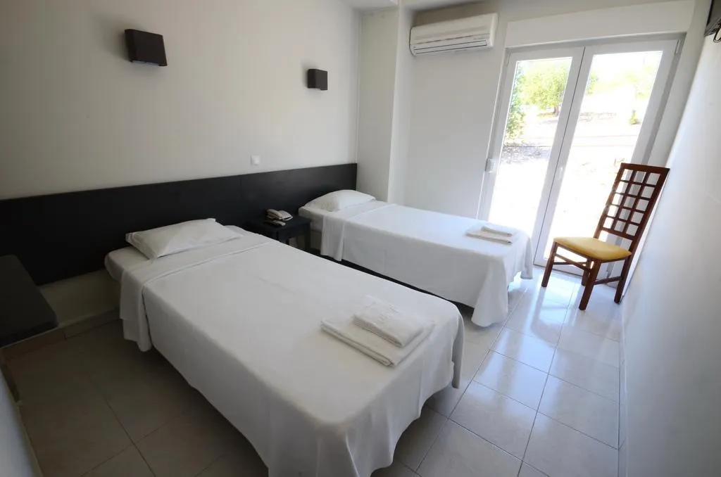 SINGLE STANDARD Room, Boliqueime Guest House, Algarve