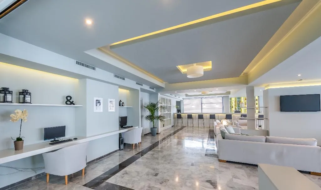 Lobby, Contessa, Zante