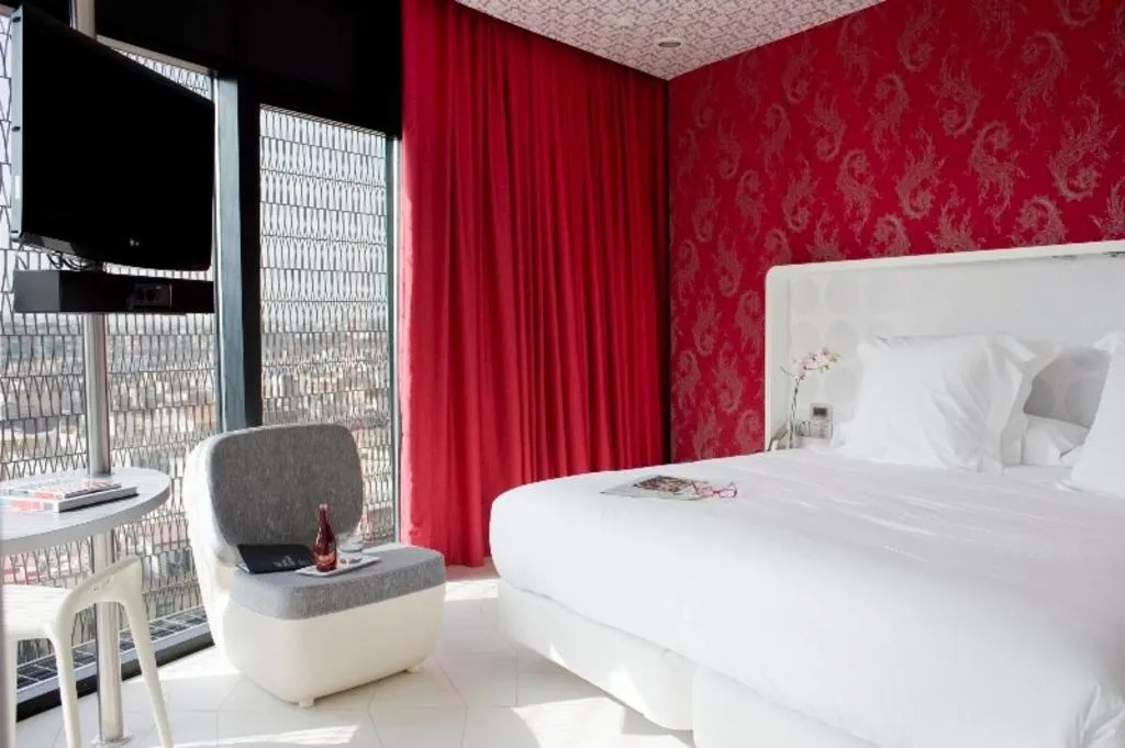 DOUBLE DELUXE Room, Barcelo Raval, Barcelona