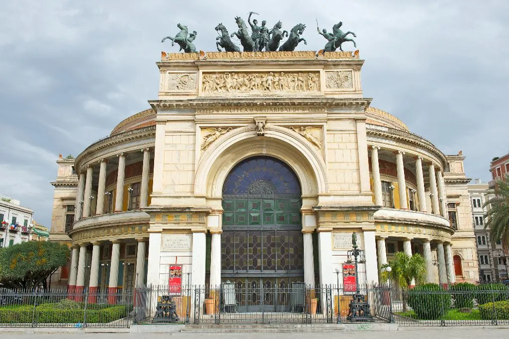 Sports and Entertainment, Mercure Palermo Centro, Palermo