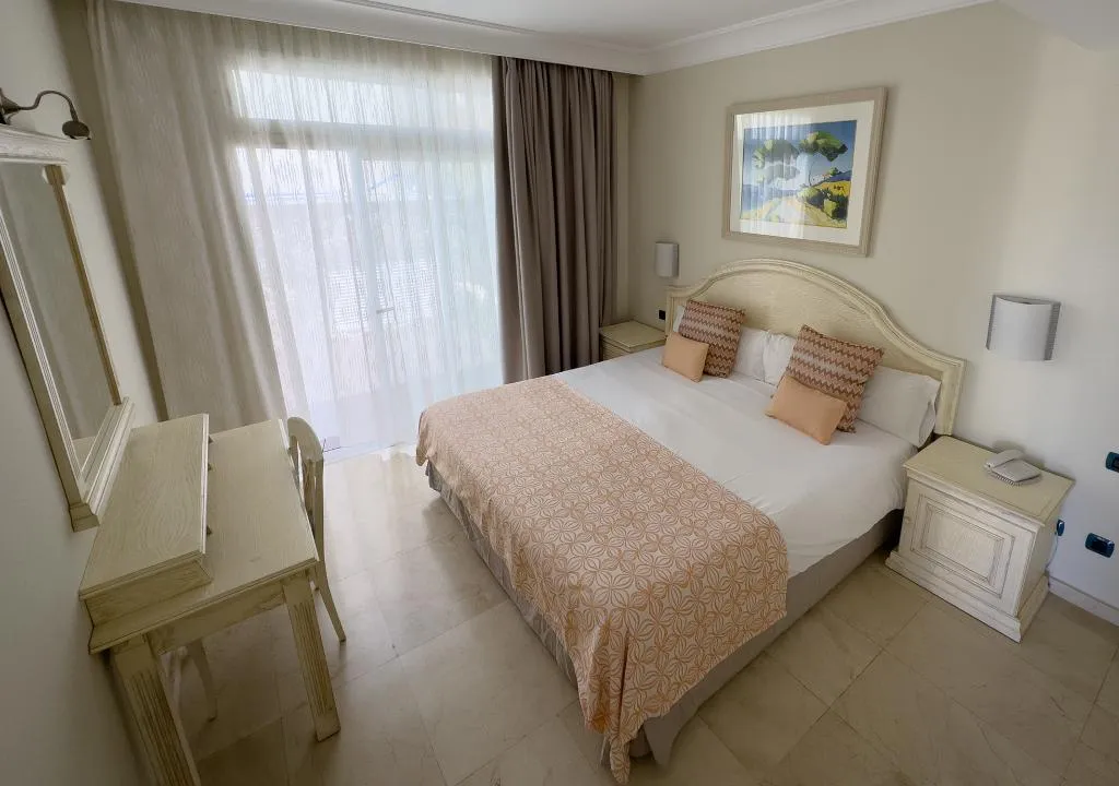 APARTMENT LUXURY TWO BEDROOMS Room, Holiday Club Playa Amadores, Gran Canaria