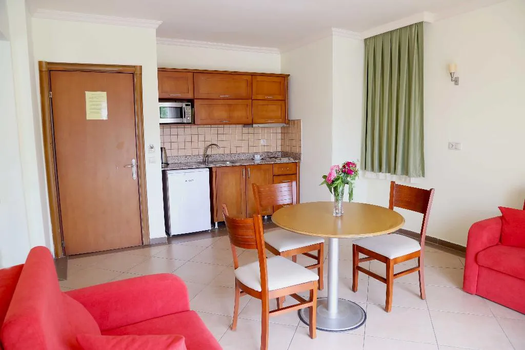 APARTMENT ONE BED Room, Club Karakas Apart, Dalaman