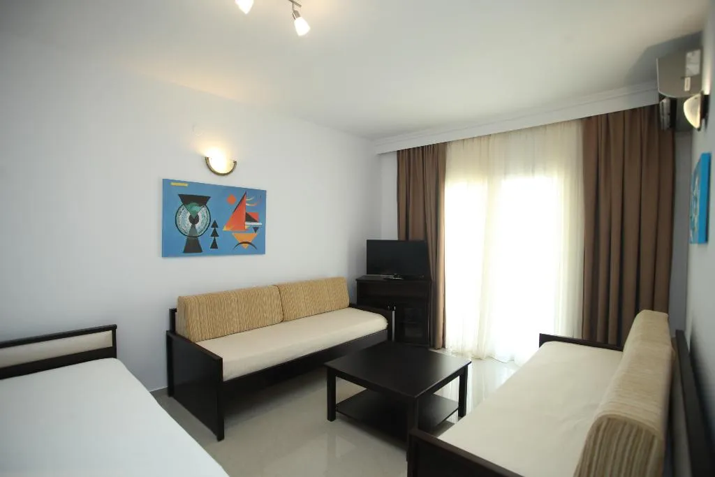 APARTMENT CAPACITY 4 Room, Naias Beach, Halkidiki