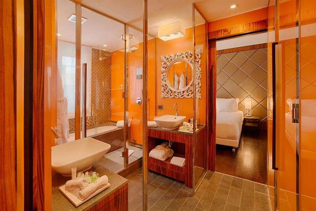 JUNIOR SUITE STANDARD Room, NH Collection Taormina, Taormina