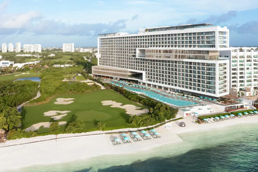 Beach, Dreams Vista Cancun Golf & Spa Resort, Cancun Area
