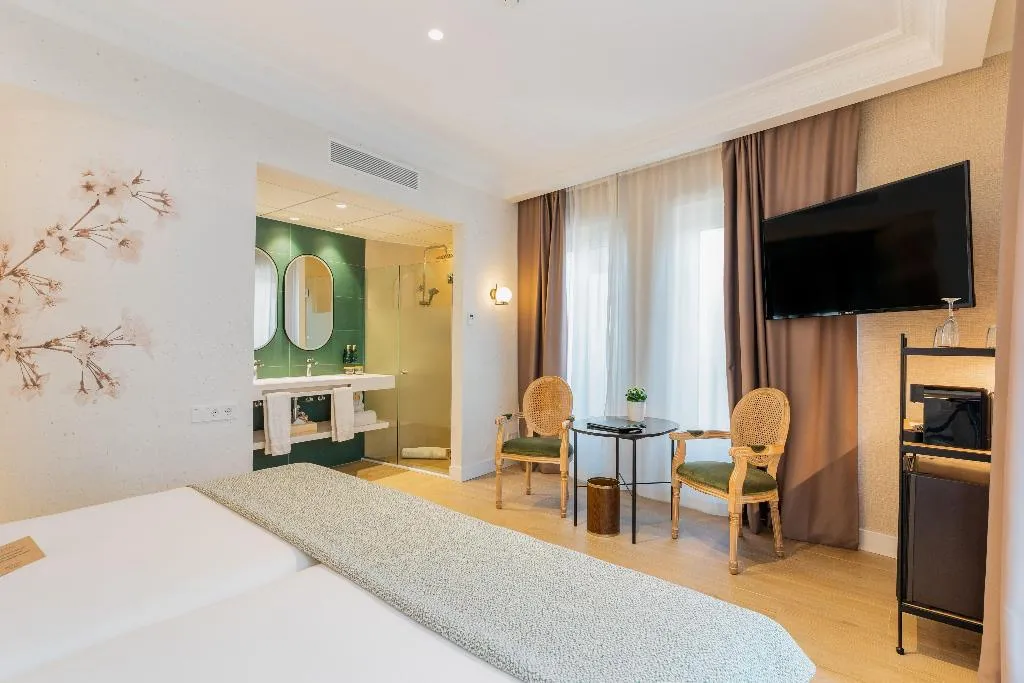 DOUBLE PREMIUM Room, Melia Plaza, Valencia