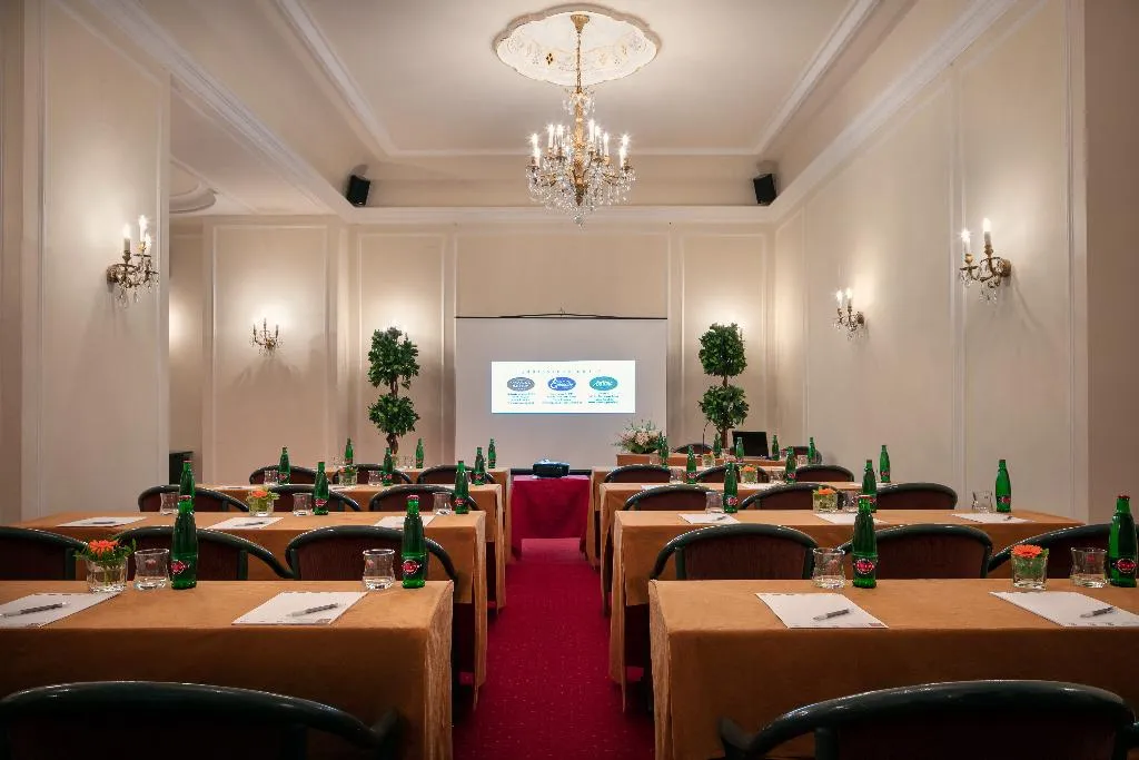 Conferences, Ambassador Zlata Husa, Prague
