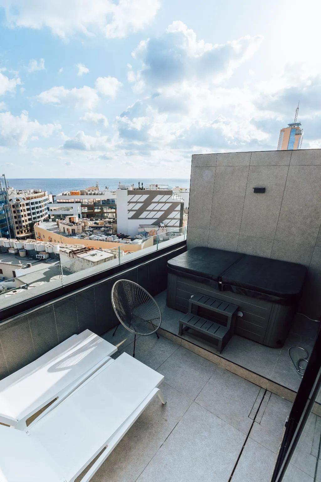 Double or Twin DELUXE WITH JACUZZI Room, So City Hotel, Malta