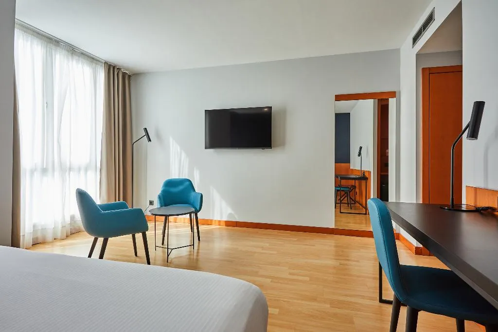 JUNIOR SUITE STANDARD Room, Silken St. Gervasi, Barcelona