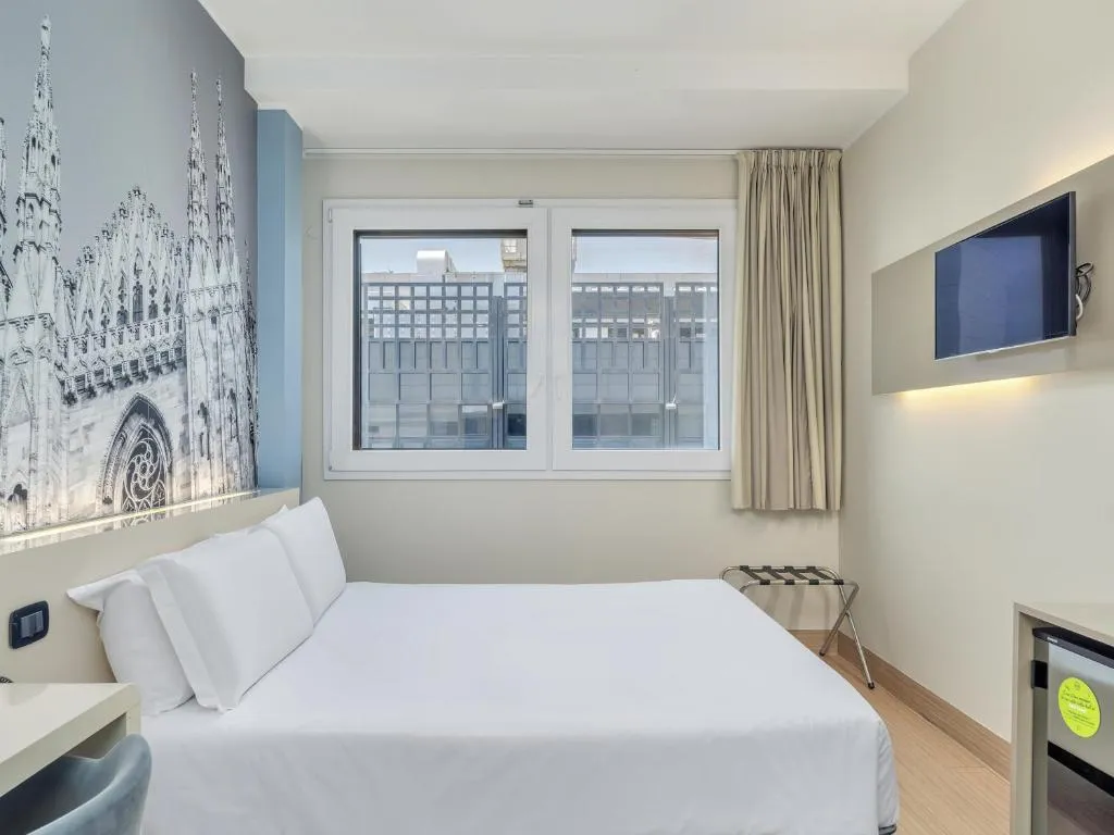 DOUBLE WITH VIEWS Room, B&B Hotel Milano Cenisio Garibaldi, Milan