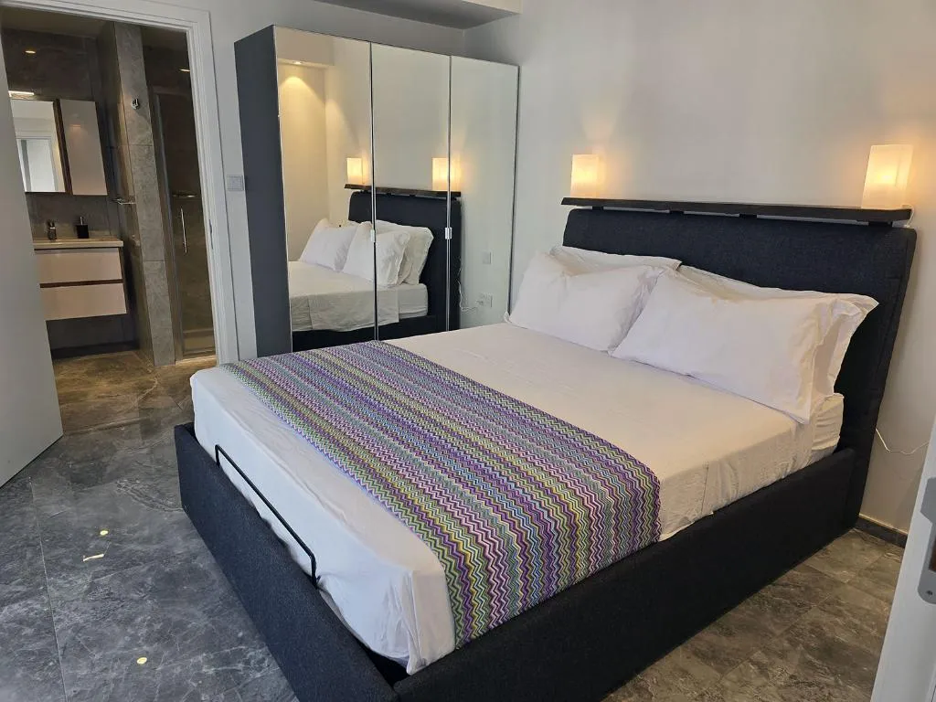 APARTMENT ONE BEDROOM ONE BATHROOM Room, Mercury Suites - Skydream Getaways, Malta