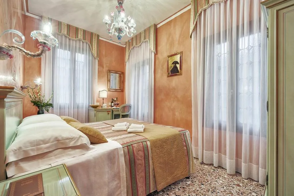 DOUBLE SINGLE USE STANDARD Room, Firenze, Venice