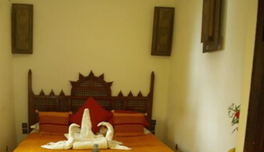 Room, Riad Dar Dialkoum, Marrakech