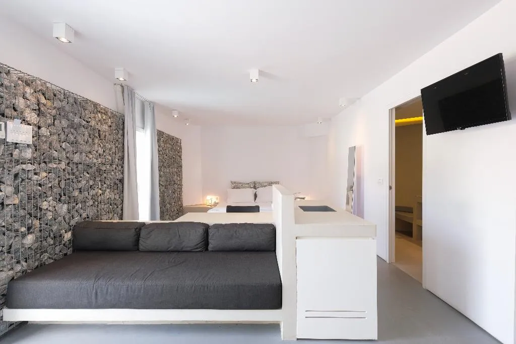 JUNIOR SUITE WITH PRIVATE POOL Room, Relux Ios Hotel, Santorini
