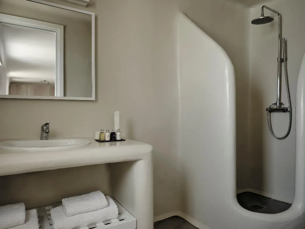 SUITE TWO BEDROOMS WITH PRIVATE POOL Room, Mykonos No5, Mykonos