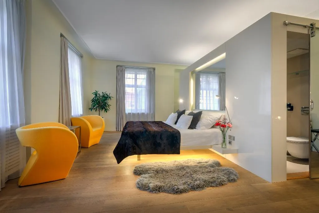 TRIPLE DELUXE Room, Three Storks Hotel, Prague