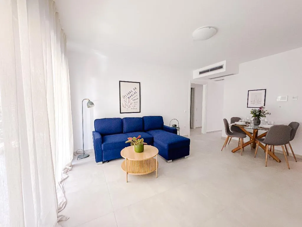APARTMENT DELUXE TWO BEDROOM Room, Noon Smart Residences, Athens